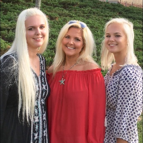 Meet your Posher, Toni - Picture 4 of 4